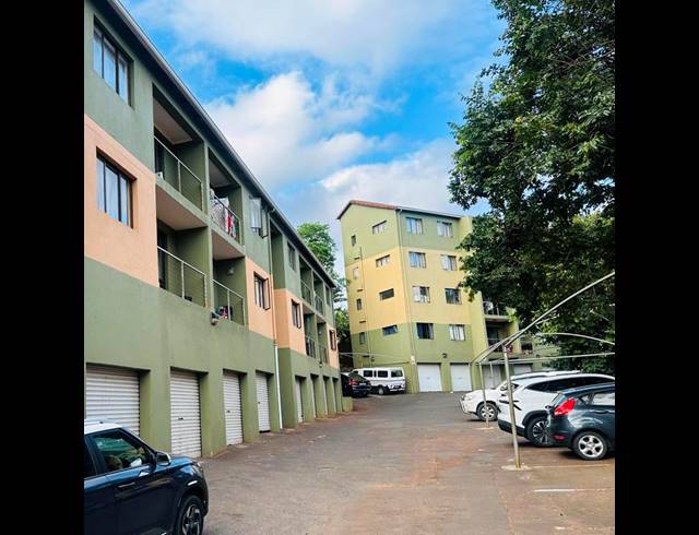 2 BEDROOM APARTMENT FOR SALE IN MONTCLAIR